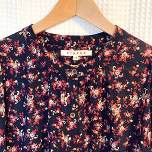 XiRENA Lenox Floral Button Down Balloon Sleeve Shirt in Secret Garden  S…